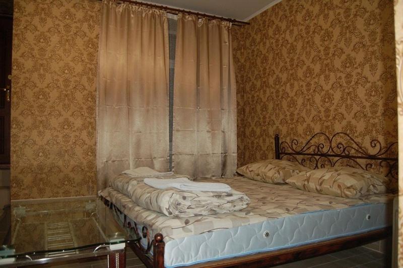 Apartments Постійне Електропостачання Stepana Bandery Street 37-2 Lviv Exterior photo