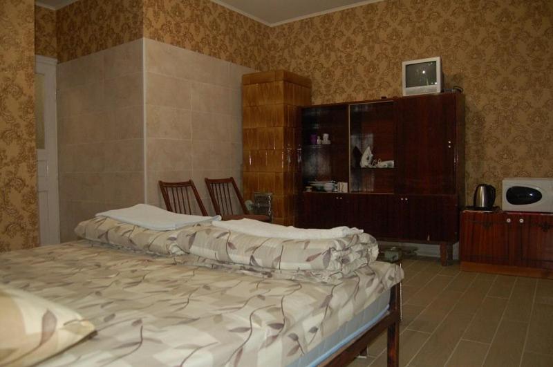 Apartments Постійне Електропостачання Stepana Bandery Street 37-2 Lviv Exterior photo