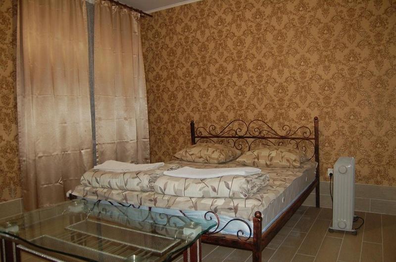 Apartments Постійне Електропостачання Stepana Bandery Street 37-2 Lviv Exterior photo